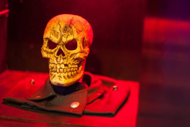 Oopperan kummitus - pakohuone tarina 8